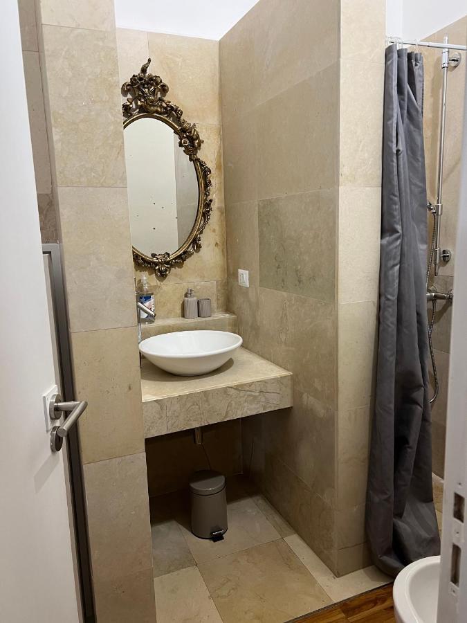 Li Turnisi Apartment Lecce Exterior foto