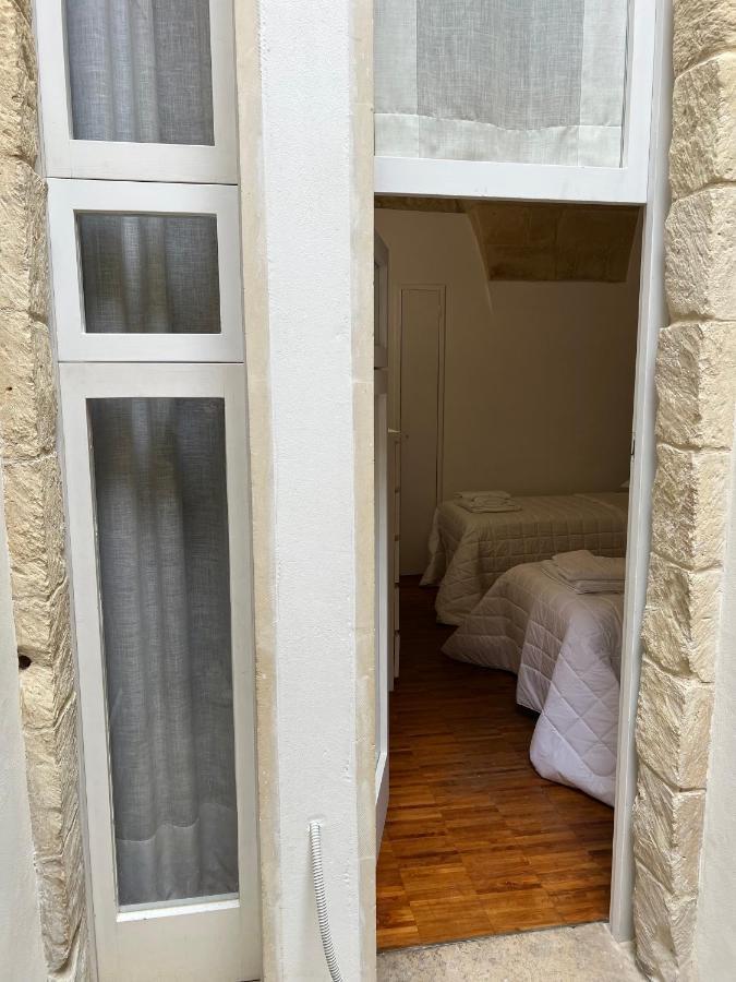 Li Turnisi Apartment Lecce Exterior foto